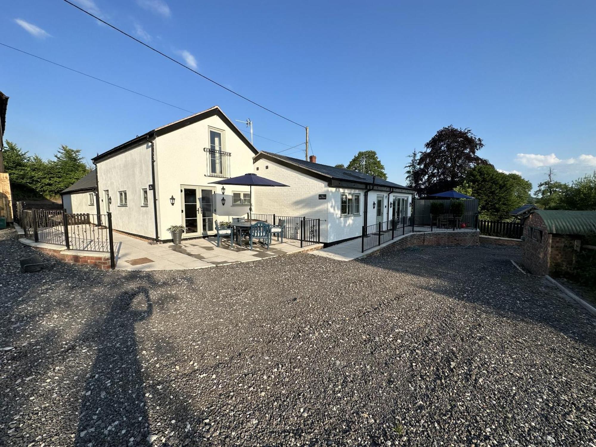 Finwood Green Farm Holiday Cottages-The Calf Shed And The Milk Parlour Henley-in-Arden الغرفة الصورة